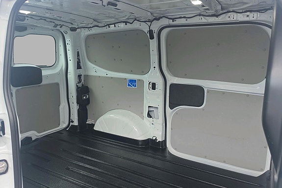 Ford Transit Custom 16 of 30