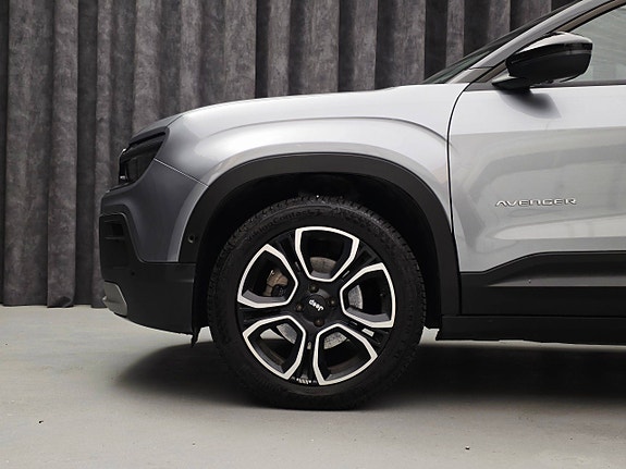 Jeep Avenger 13 of 30
