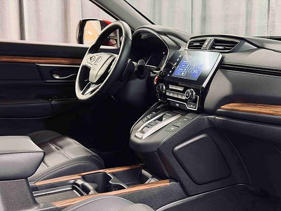 Honda CR-V 17 of 29