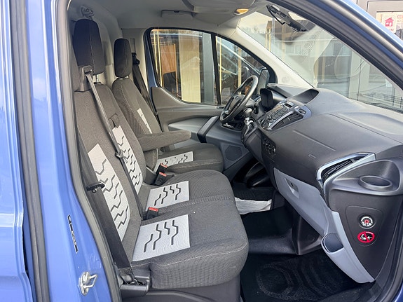 Ford Transit 19 of 21