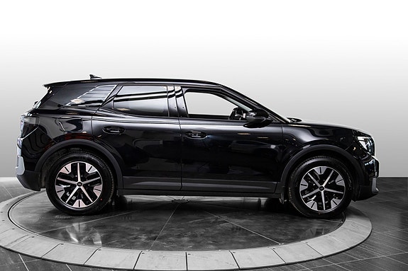 Ford Explorer 9 of 25