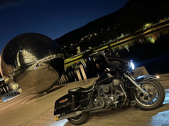 Harley-Davidson FLHTK Ultra Limited 6 of 11