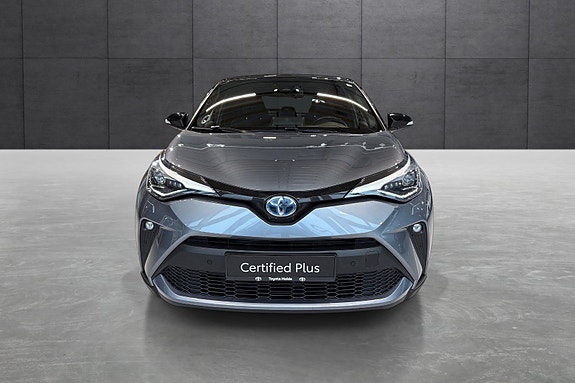 Toyota C-HR 23 of 23
