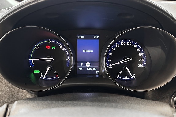 Toyota C-HR 12 of 23