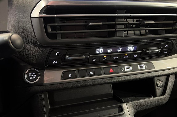 Opel Vivaro 15 of 24