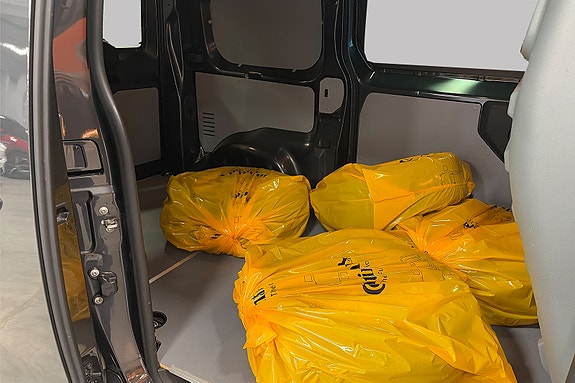 Opel Vivaro 22 of 24