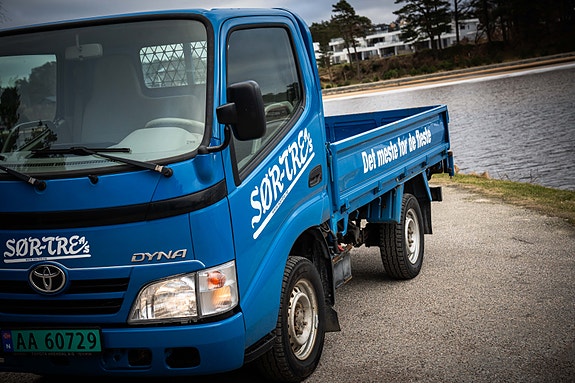 Toyota Dyna 100 12 of 14