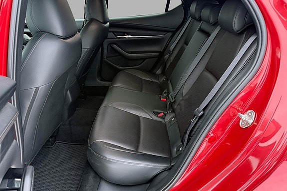 Mazda 3 13 of 27