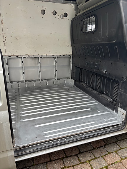 Ford Transit 19 of 30