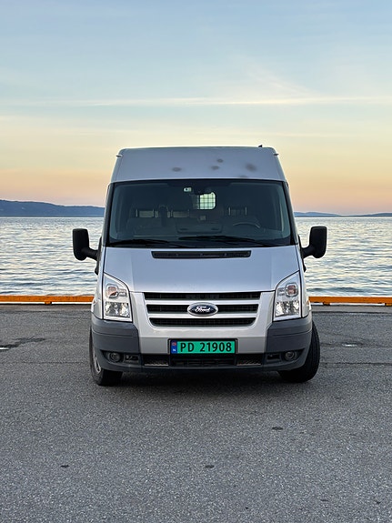 Ford Transit 9 of 30