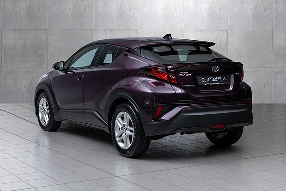 Toyota C-HR 9 of 26