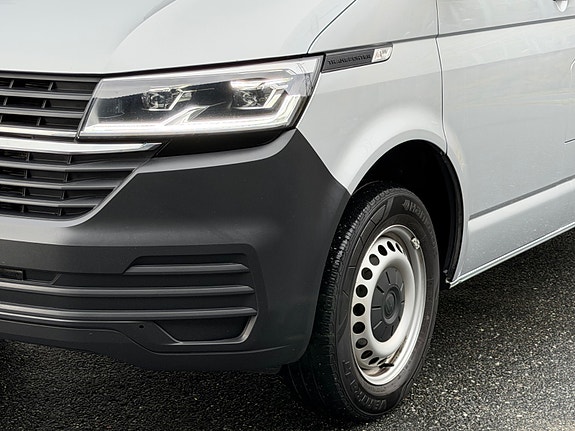 Volkswagen Transporter 17 of 30