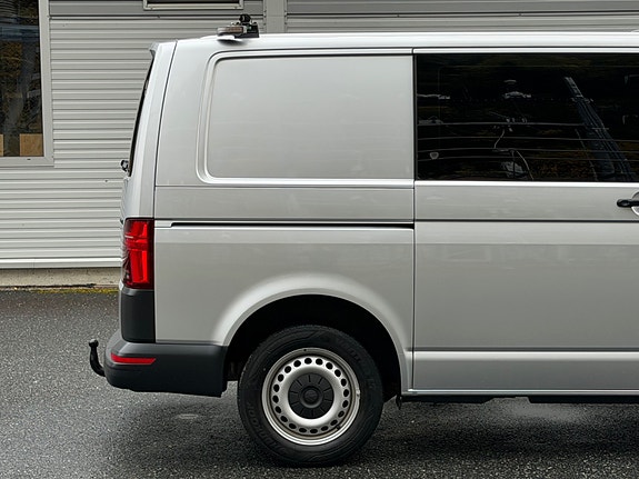 Volkswagen Transporter 11 of 30