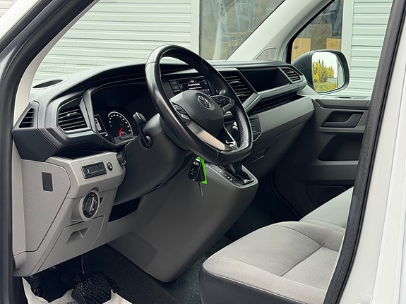 Volkswagen Transporter 23 of 30