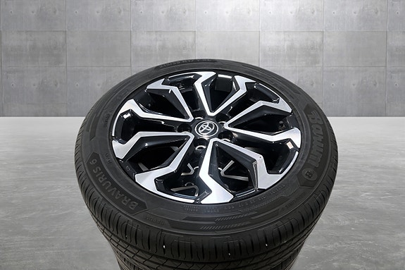 Toyota Yaris Cross 19 of 19
