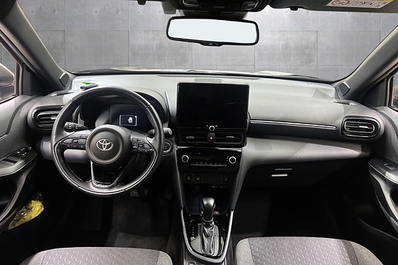 Toyota Yaris Cross 9 of 19