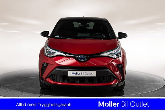 Toyota C-HR 3 of 19