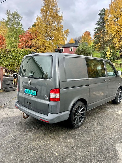 Volkswagen Transporter 4 of 16
