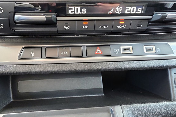 Toyota Proace 28 of 28