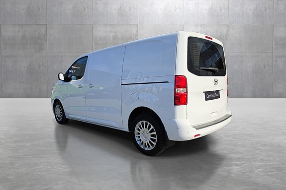 Toyota Proace 3 of 28
