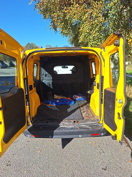 Opel Combo 7 of 16