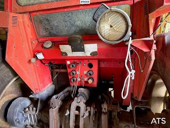 Massey Ferguson 575 16 of 21