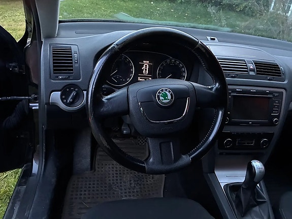 Skoda Octavia 11 of 12