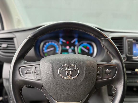 Toyota Proace 11 of 15