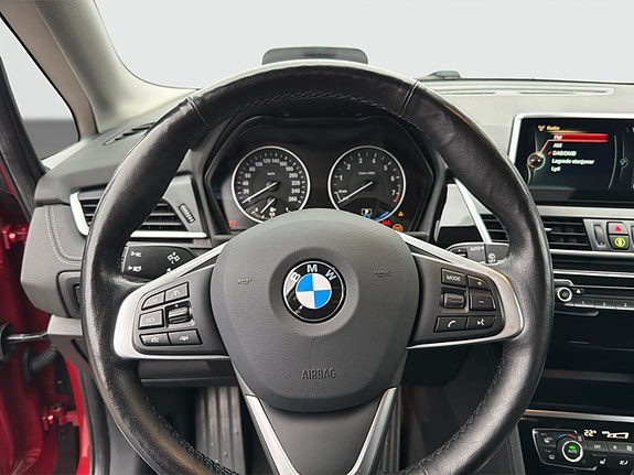 BMW 225xe 18 of 18