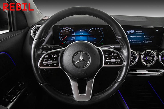 Mercedes-Benz EQA300 12 of 27