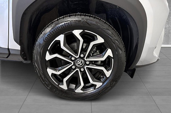 Toyota Yaris Cross 21 of 21