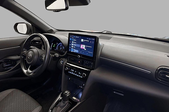 Toyota Yaris Cross 16 of 21