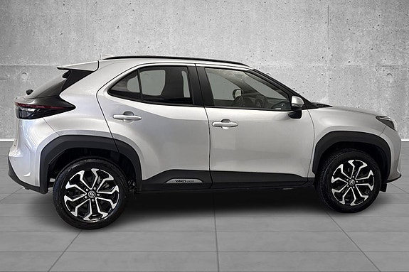 Toyota Yaris Cross 6 of 21