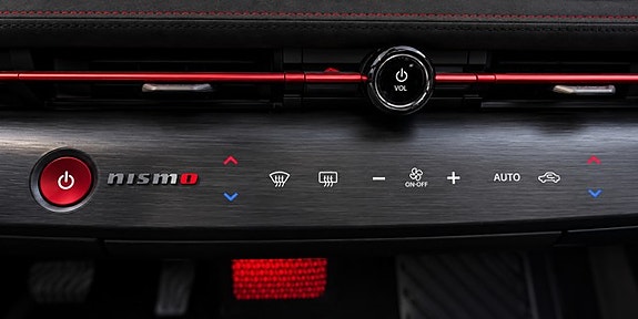Nissan Ariya 11 of 13