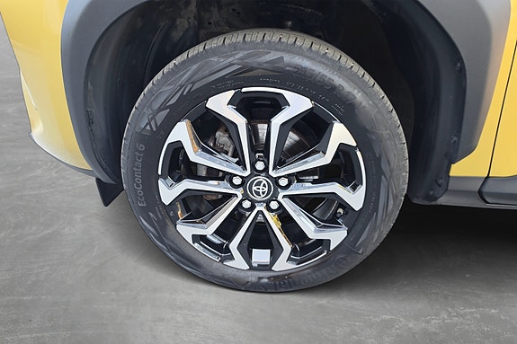 Toyota Yaris Cross 20 of 20