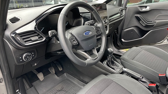 Ford Fiesta 12 of 21