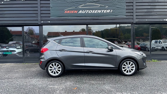 Ford Fiesta 3 of 21
