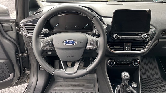 Ford Fiesta 11 of 21