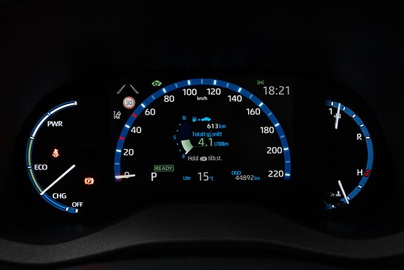 Toyota Yaris Cross 27 of 30
