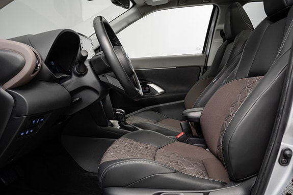 Toyota Yaris Cross 16 of 30
