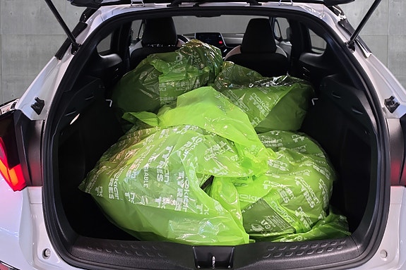 Toyota C-HR 18 of 23