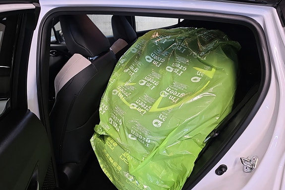 Toyota C-HR 16 of 23