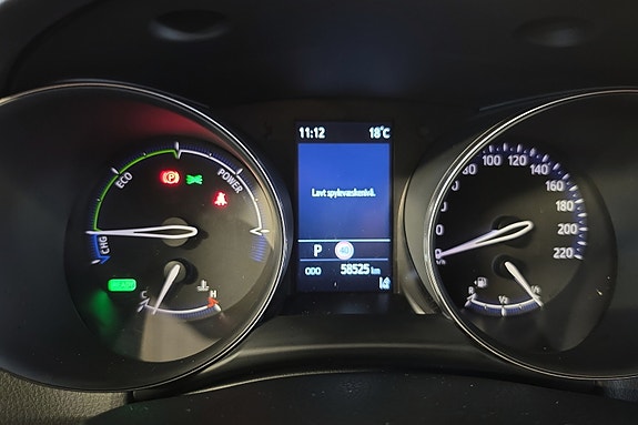 Toyota C-HR 13 of 23