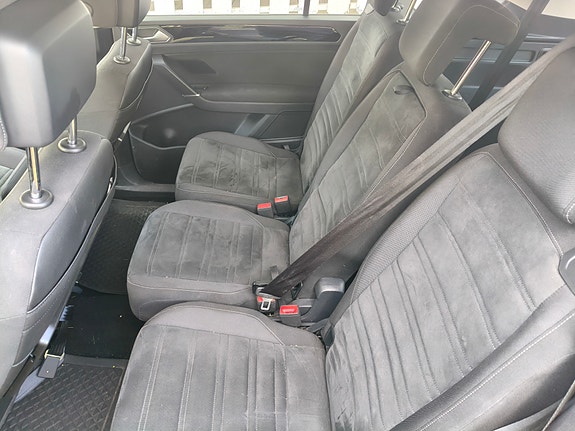 Volkswagen Touran 10 of 10