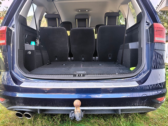 Volkswagen Touran 8 of 10