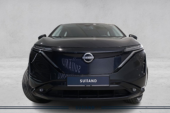 Nissan Ariya 4 of 14