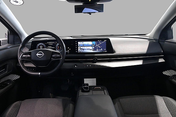 Nissan Ariya 9 of 14