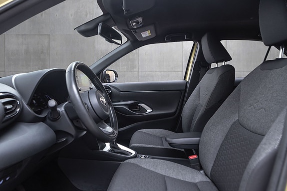 Toyota Yaris Cross 14 of 20