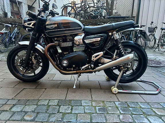 Triumph Speed Twin 1200 13 of 13