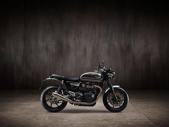 Triumph Speed Twin 1200 3 of 13